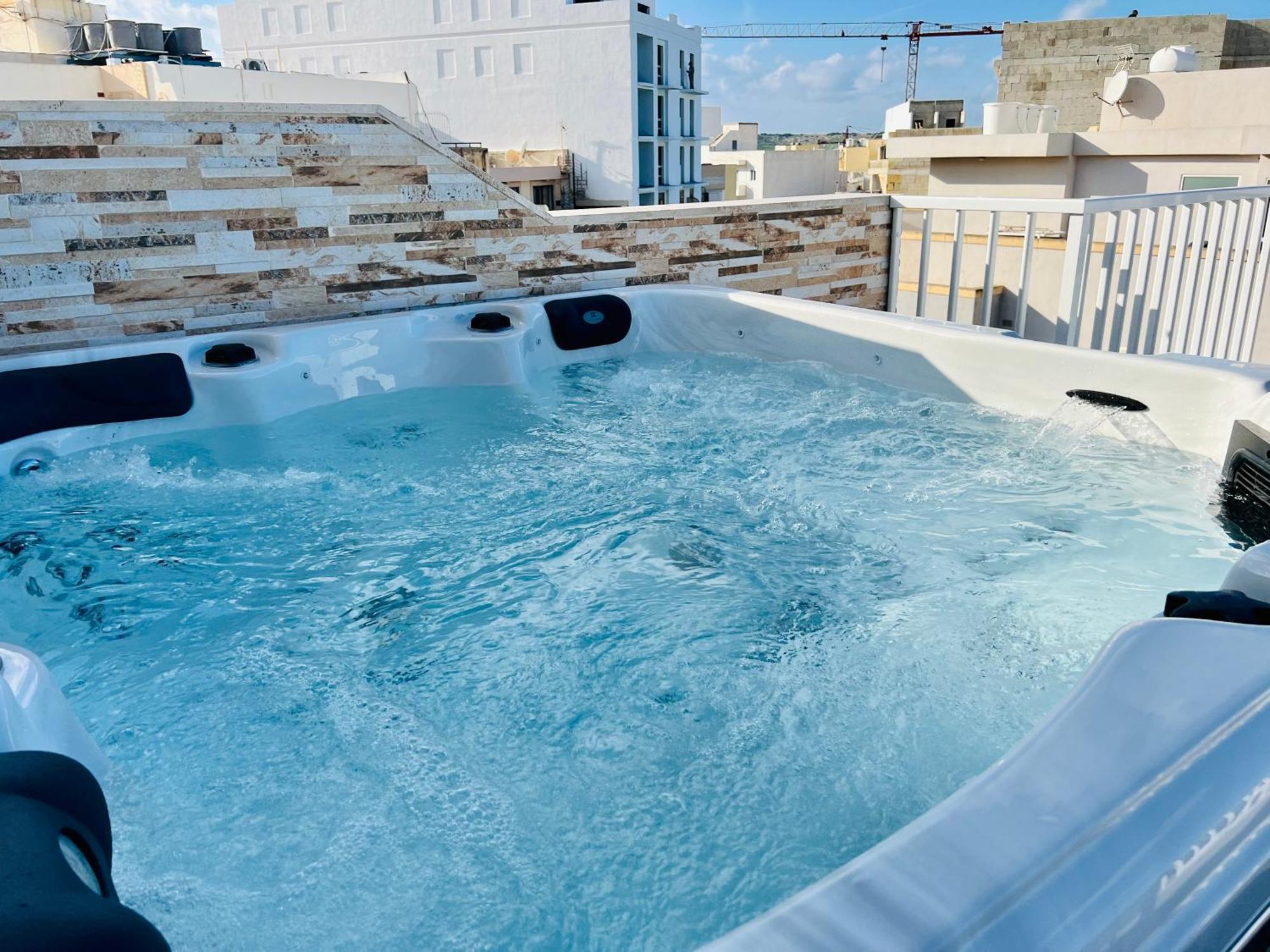 Poseidon Court Penthouse Superior Apartment St. Paul's Bay Luaran gambar